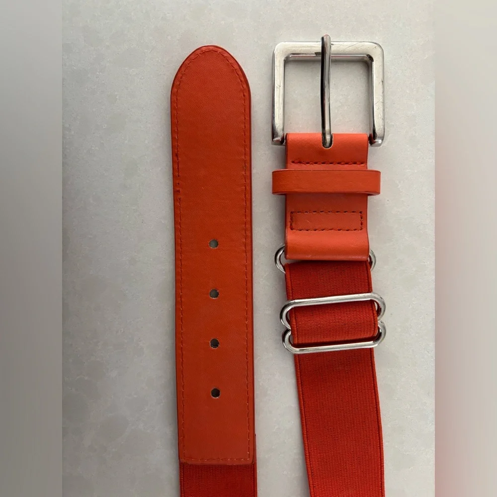 Youper Size Small Orange Stretch Adjustable Softball or Baseball Belt.